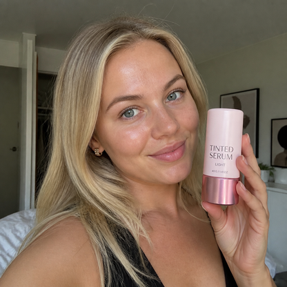 Färgat Serum – Lätt Täckning För En Jämn Naturlig Lyster
